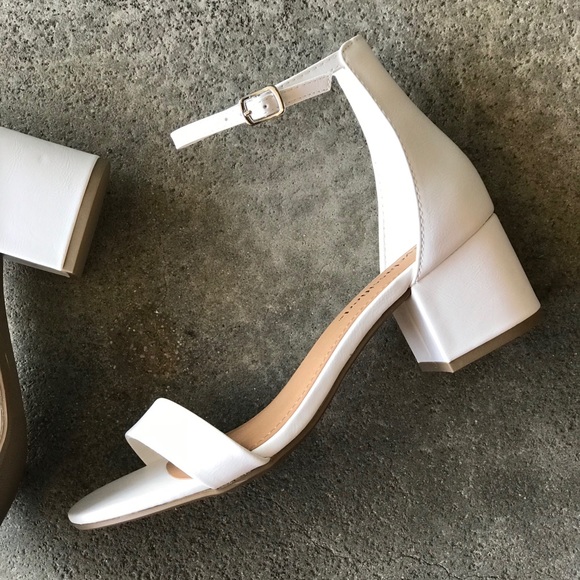 City Clasified White Basic Ankle Strap Heel Sandal - Picture 3 of 7